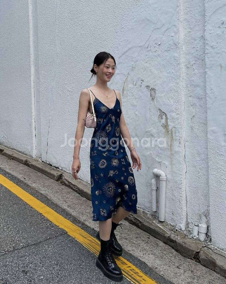 리얼리제이션 정품 zodiac dress xxs--1