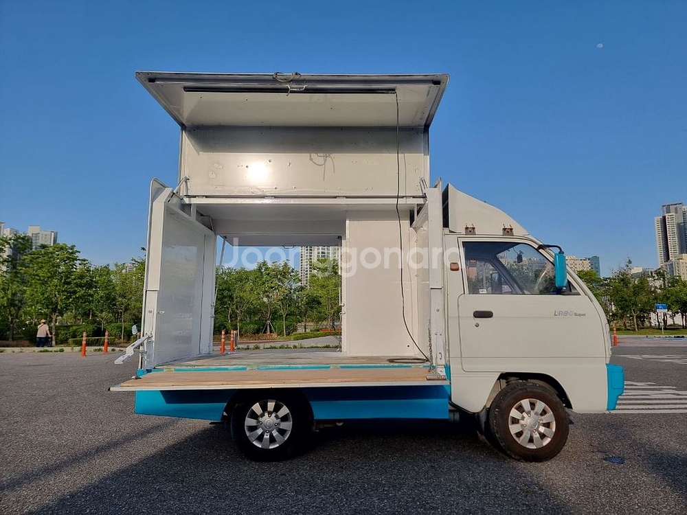 개인 직거래 라보 윙바디 푸드트럭--6