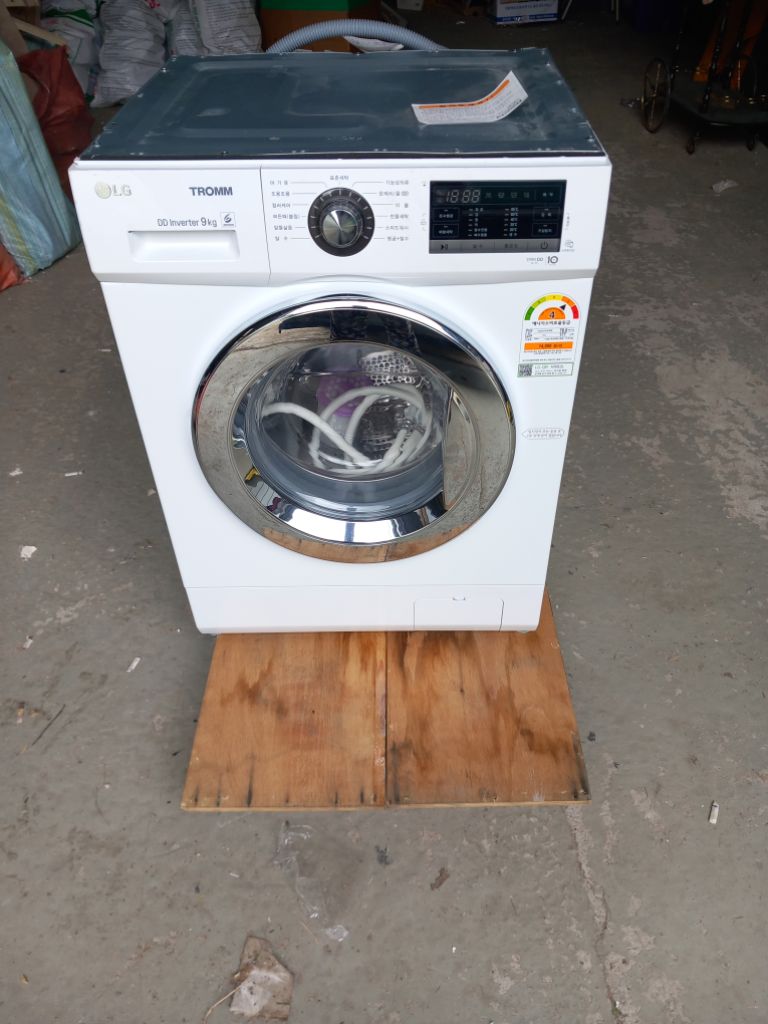 LG 드럼세탁기 9KG F9WKB 세탁기