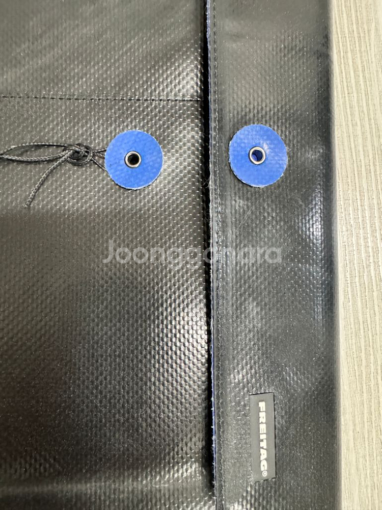 프라이탁 노트북 슬리브 아이패드 파우치 올블랙 택O--3