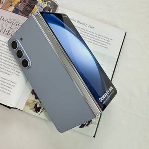 삼성 갤럭시 폴드5 목업폰 모형폰 가짜폰 전시폰 진열폰