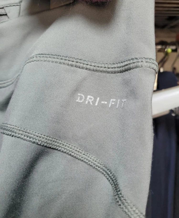 나이키 드라이핏 레깅스 이미지