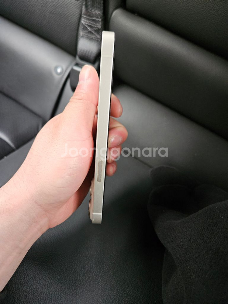 아이폰 14 화이트 색상 128g 팝니다--5