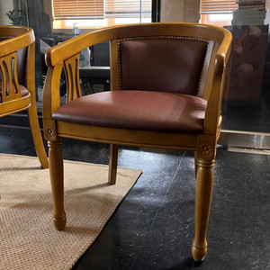 원목 회장님 의자 / 가죽 원목 의자