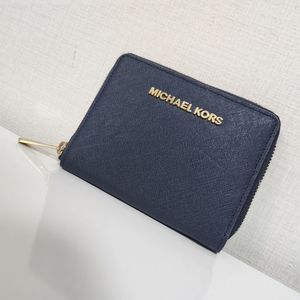 마이클코어스 지갑 (새상품급)