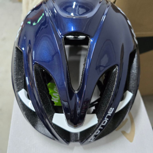 (새상품) 카스크 프로톤 헬멧 저렴하게 판매합니다!