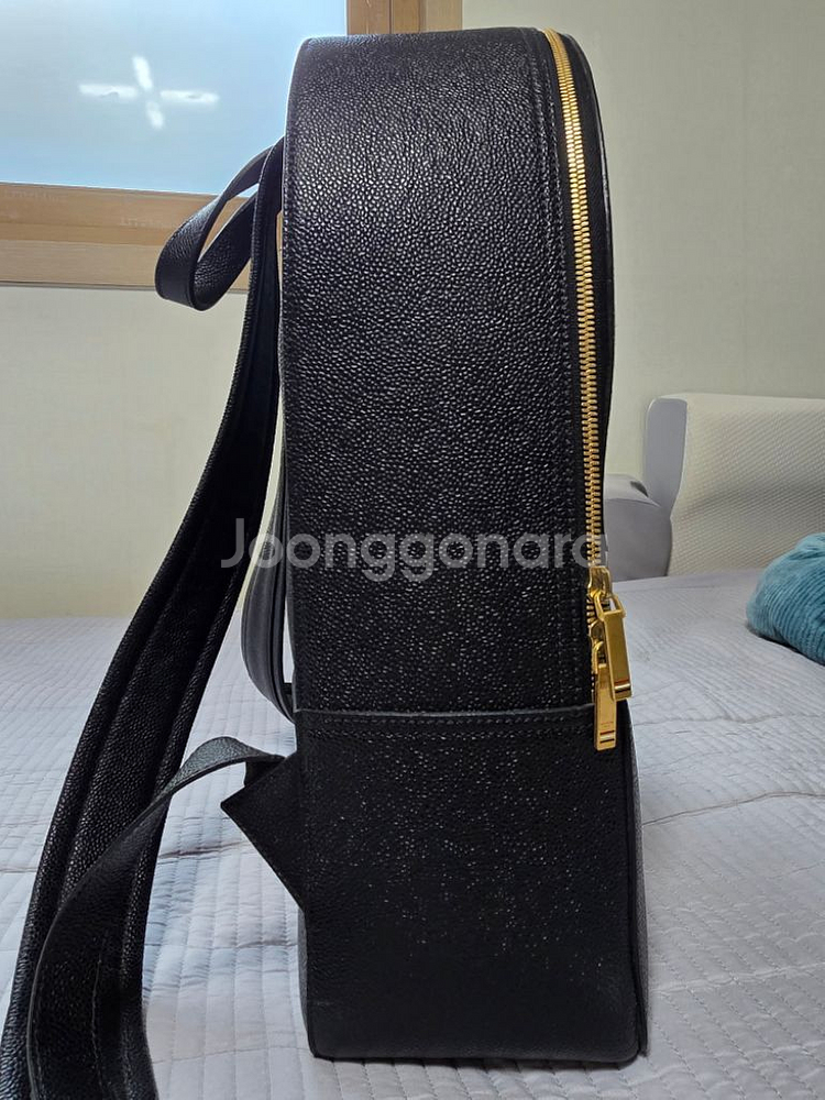 톰브라운 백팩 판매합니다.--3