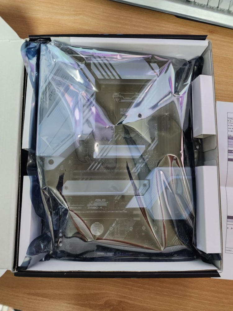 i7-10700K + Prime Z490-A 팝니다.--2