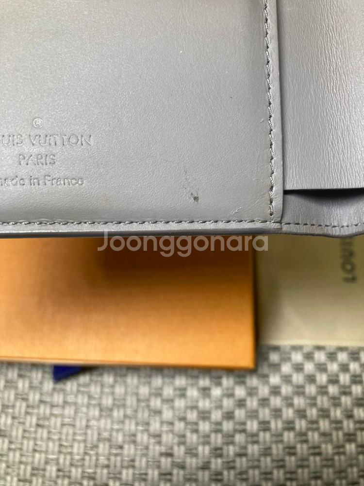 루이비통 에어로그램 멀티플 월릿 반지갑 그레이--3