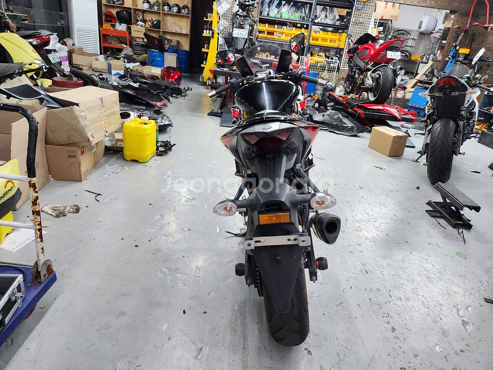 야마하YZF-R3 2019년식 아크라 풀배기--1