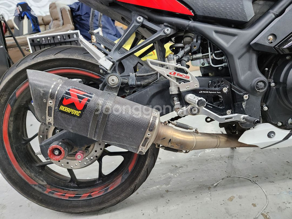 야마하YZF-R3 2019년식 아크라 풀배기--5