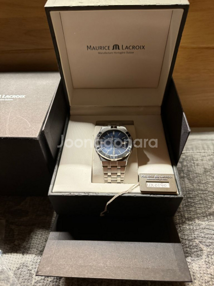 모리스 라크로와 아이콘 42mm 청판--1