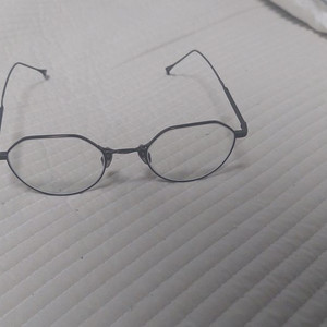 이세이 미야케X금자 판트9 안경