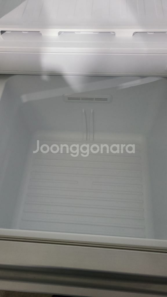 딤채 김치냉장고 335리터--2