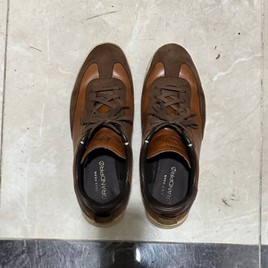 COLE HAAN (콜한) 소가죽 스니커즈