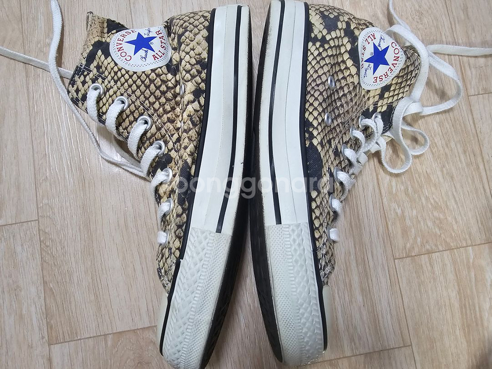 뱀피컨버스 240--2