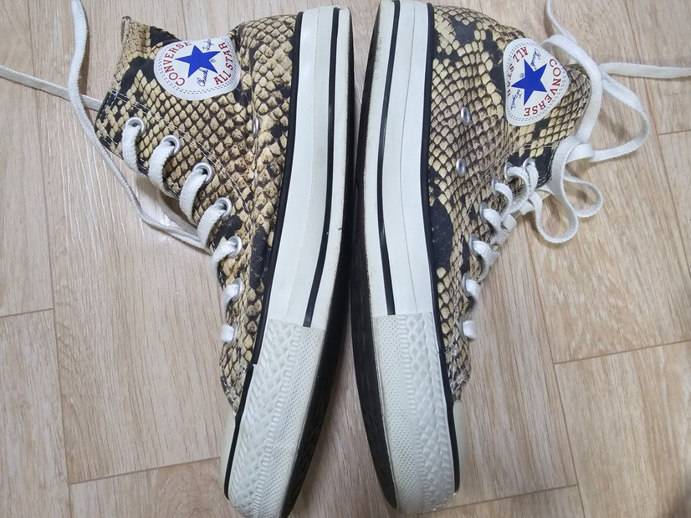 뱀피컨버스 240--2