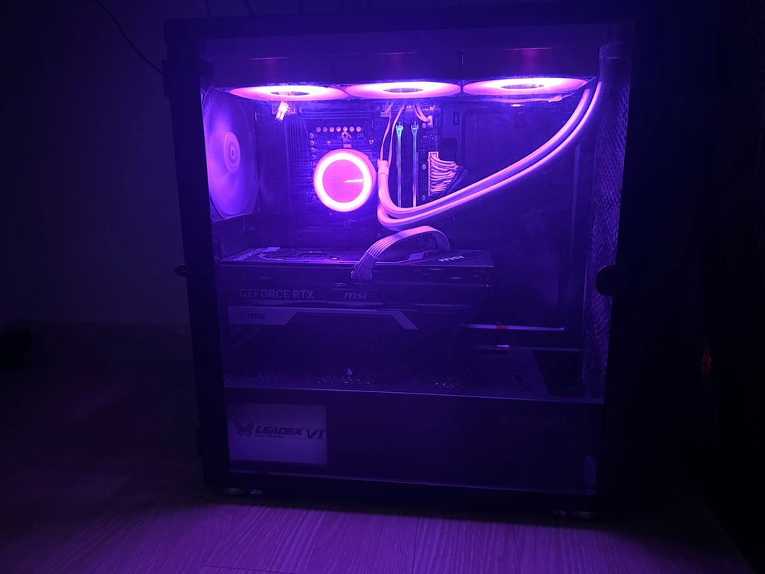 하이엔드 7900x RTX4070Ti 고사양컴퓨터