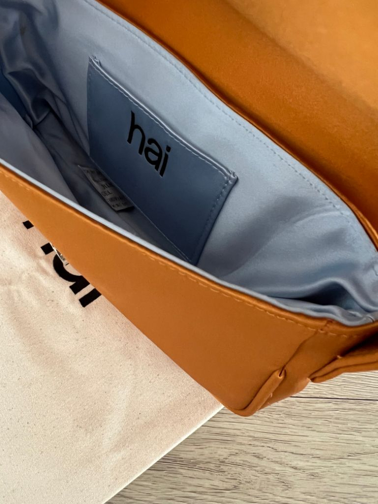 home of hai 홈 오브 하이 넬리 백 이미지