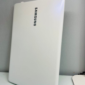 삼성노트북 NT500R5Z-K78A