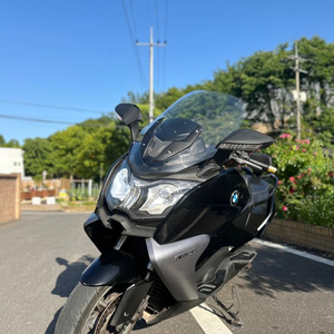 BMW C650GT