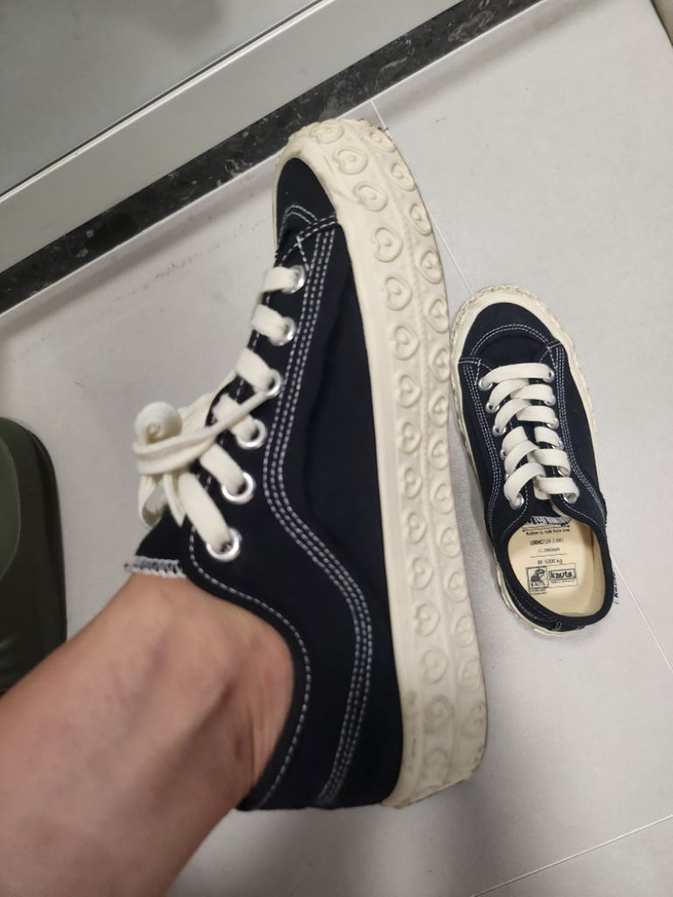 카우츠 컨버스 운동화 240--1