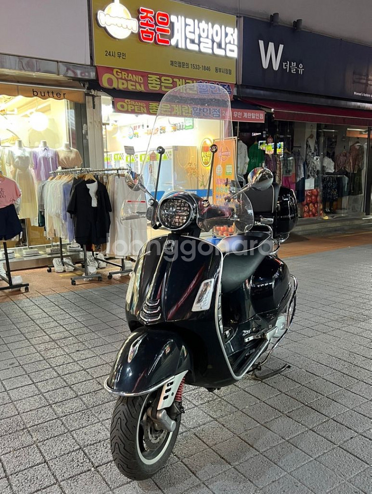 베스파 gts125 22년식 팝니다--0
