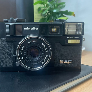 minolta HI-MATIC AF 빈티지 필름 카메라