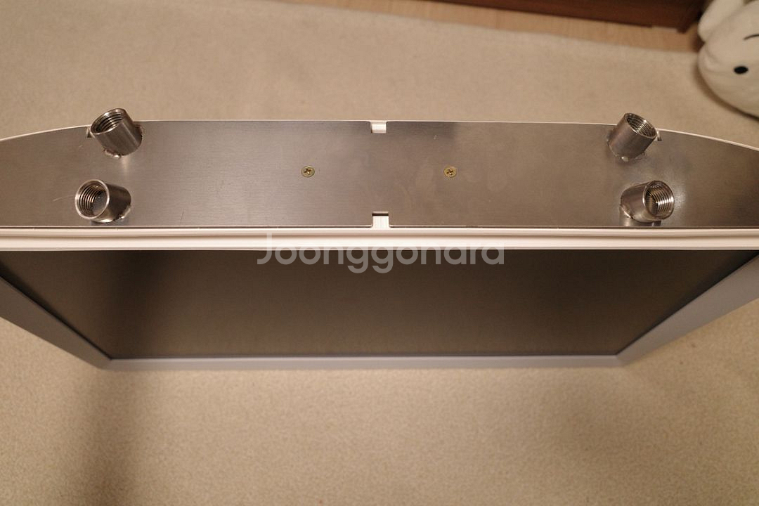 룸앤티비 27TN600S + 전용가방+거치대--4