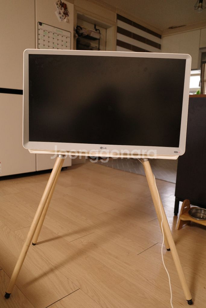 룸앤티비 27TN600S + 전용가방+거치대--9