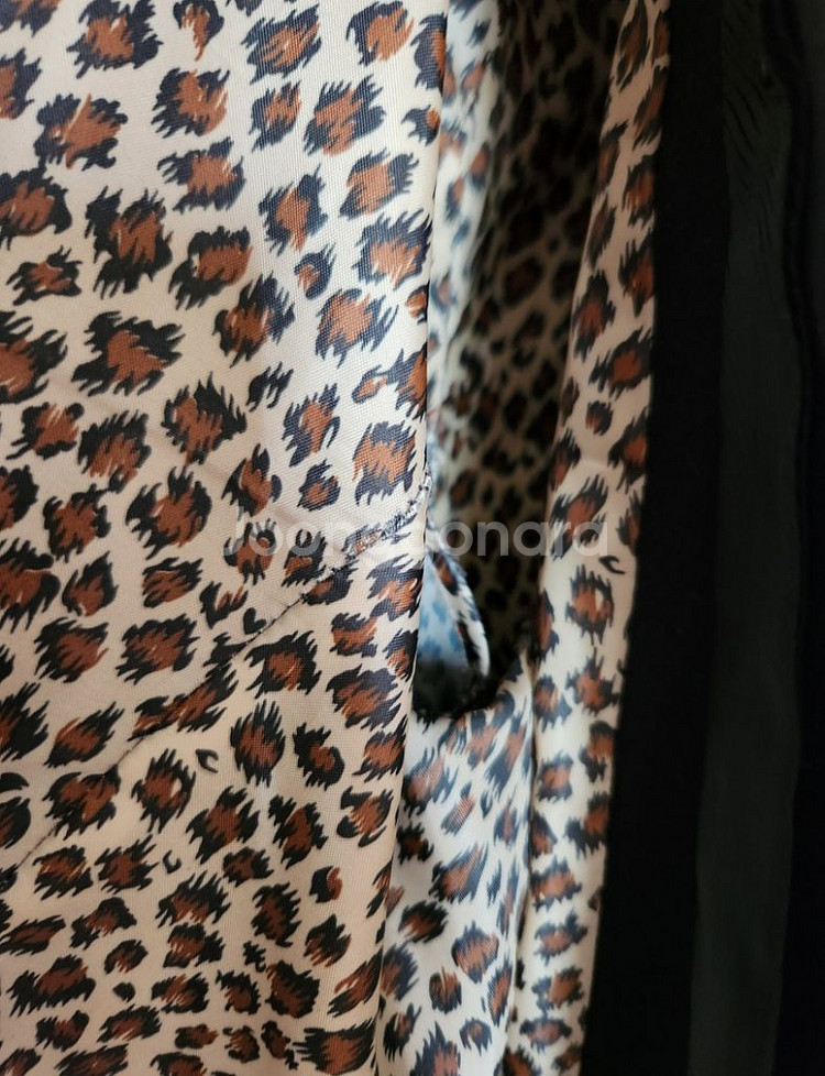 여성자켓 여성마이 호피 검정--1