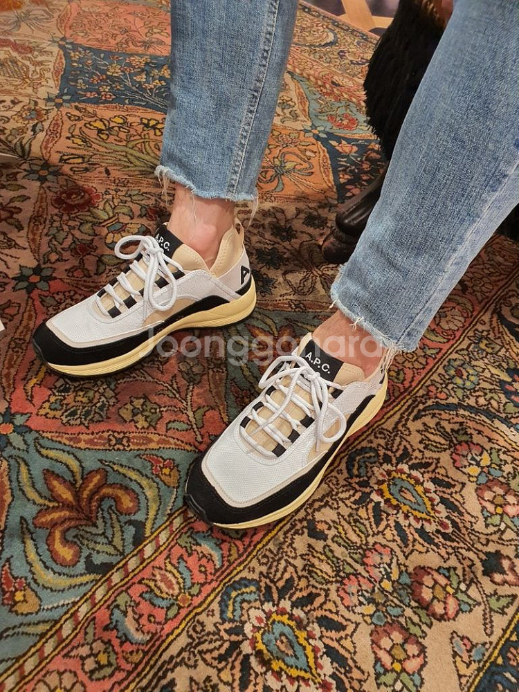 아페쎄 A.P.C 21FW Run Around 스니커즈--3