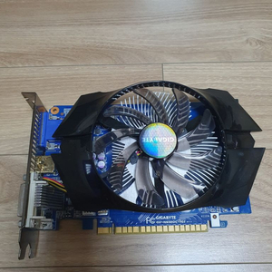 GIGABYIE GTX650 그래픽카드