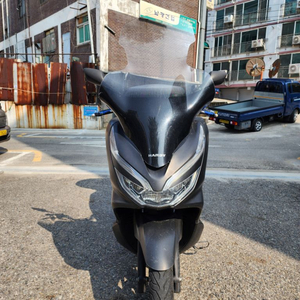 혼다 PCX125 19년식 판매합니다.