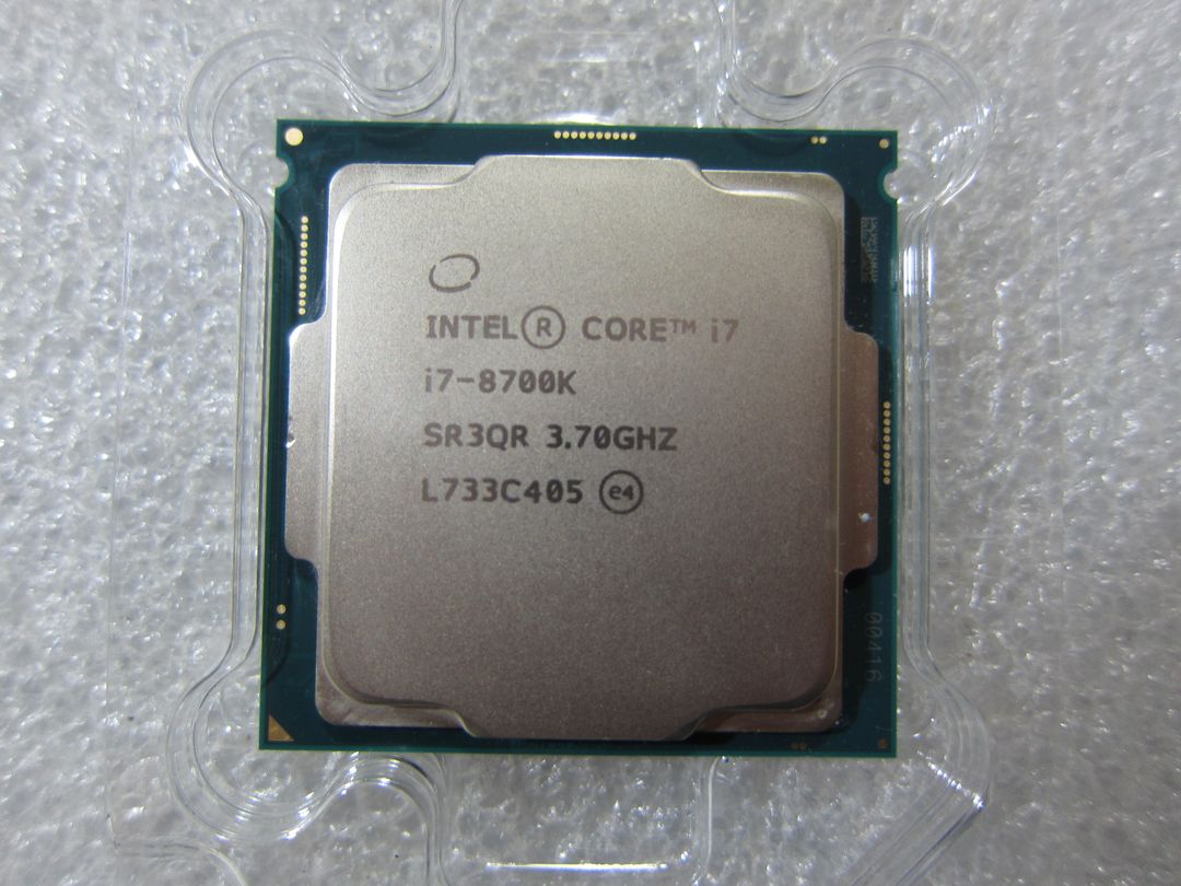 인텔 코어i7-8세대 8700K (커피레이크)