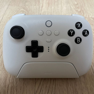 정발 8bitdo 스위치 ns버젼 블랙으로 교환