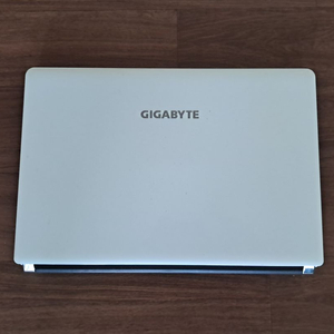 기가바이트 13.3인치 노트북 SSD120G