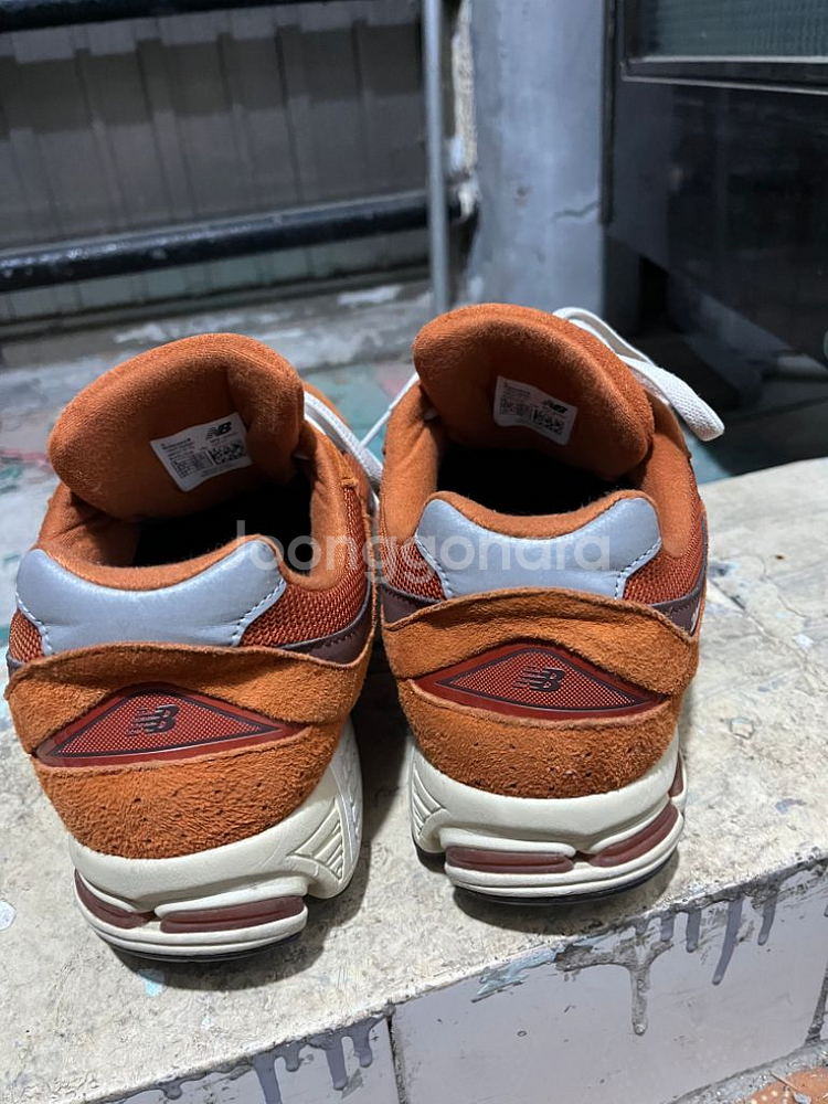 뉴발란스 2002R 270 (급처)--2