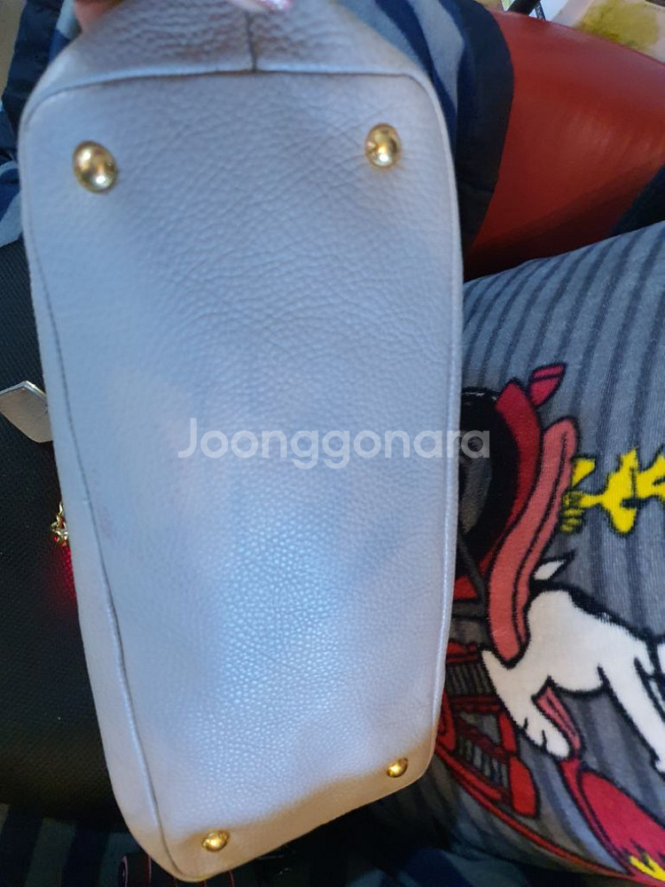 급매,,정품,/거의새거,최상~프라다 체인숄더,보증서있음--3