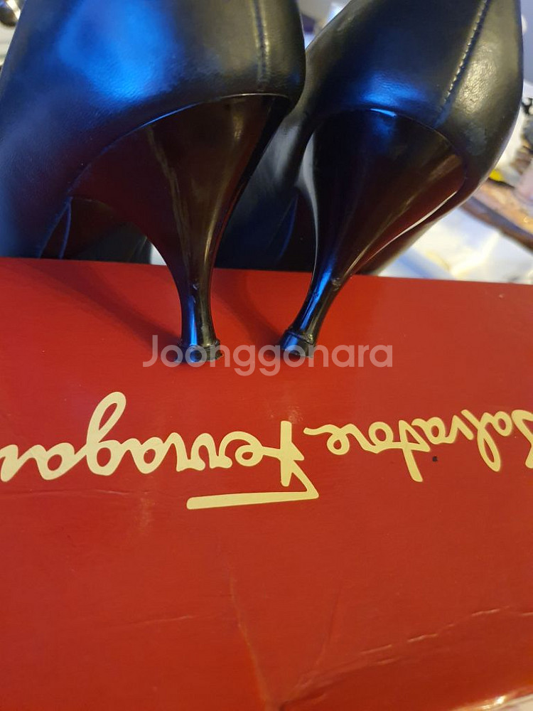 무료배송/정품~페레가모 230,235,작은240--4