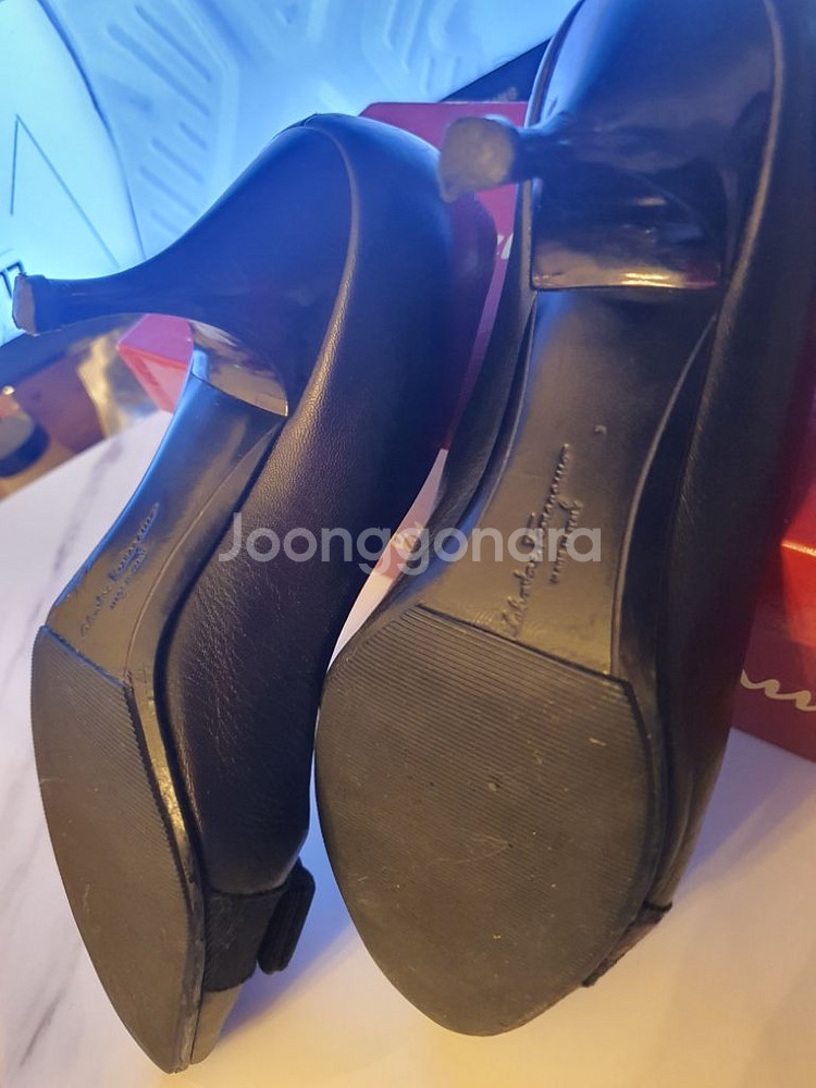 무료배송/정품~페레가모 230,235,작은240--8