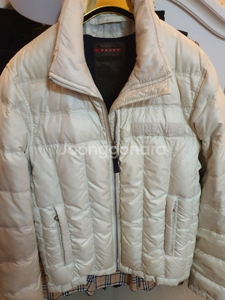 무료배송/정품 ~ 프라다 신변구조칩내장 패딩--7