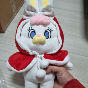 리코 토끼 봉제인형 (겨울망토) 팔아요.