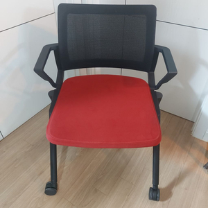 메시 의자 레드 연그린2 책상의자 세 개 각 3만 판매