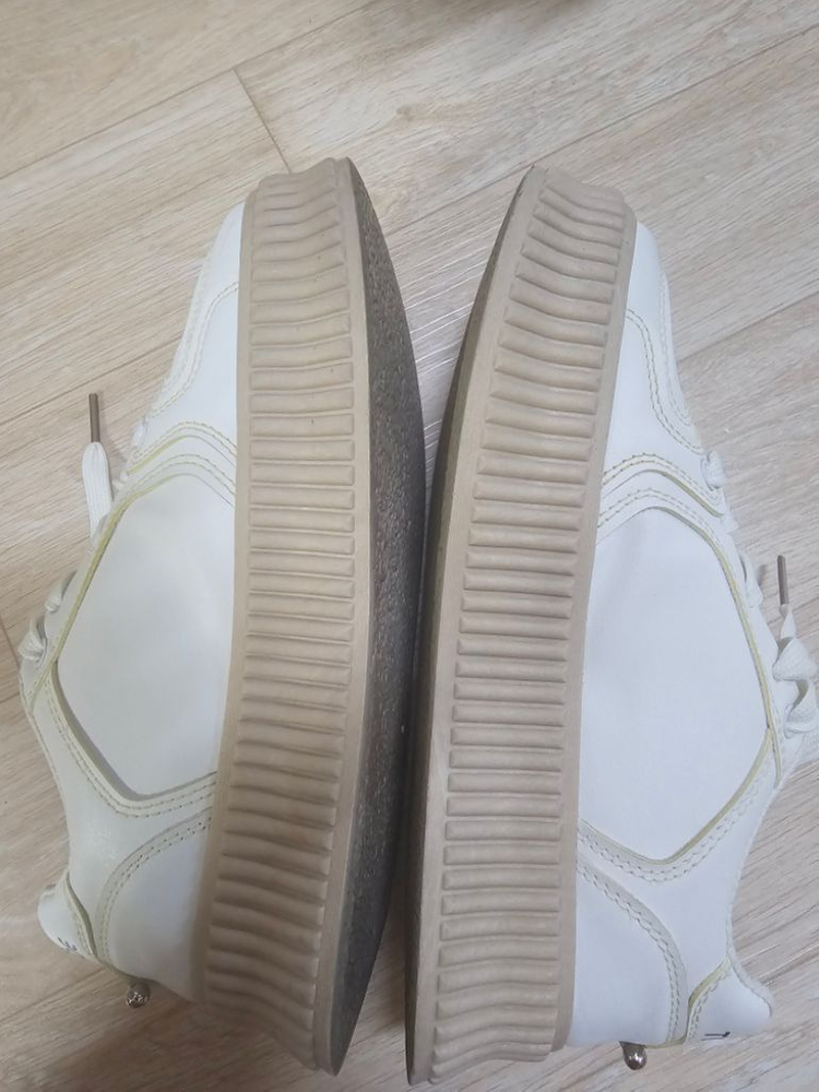 여성운동화 230--4