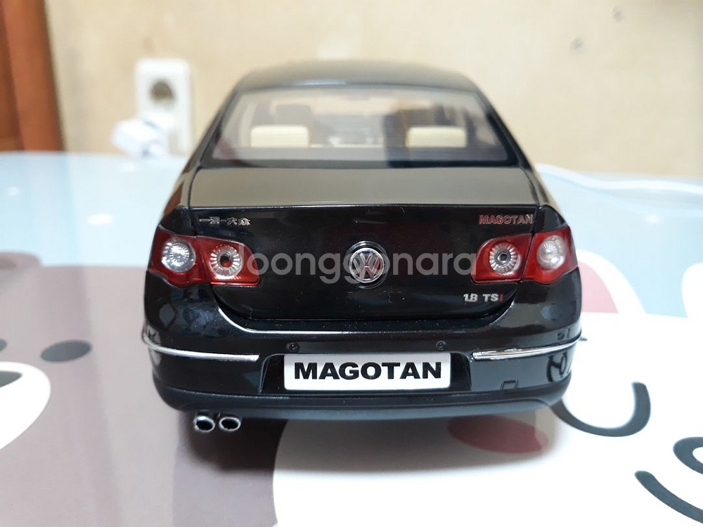 1/18 파사트 다이캐스트--2