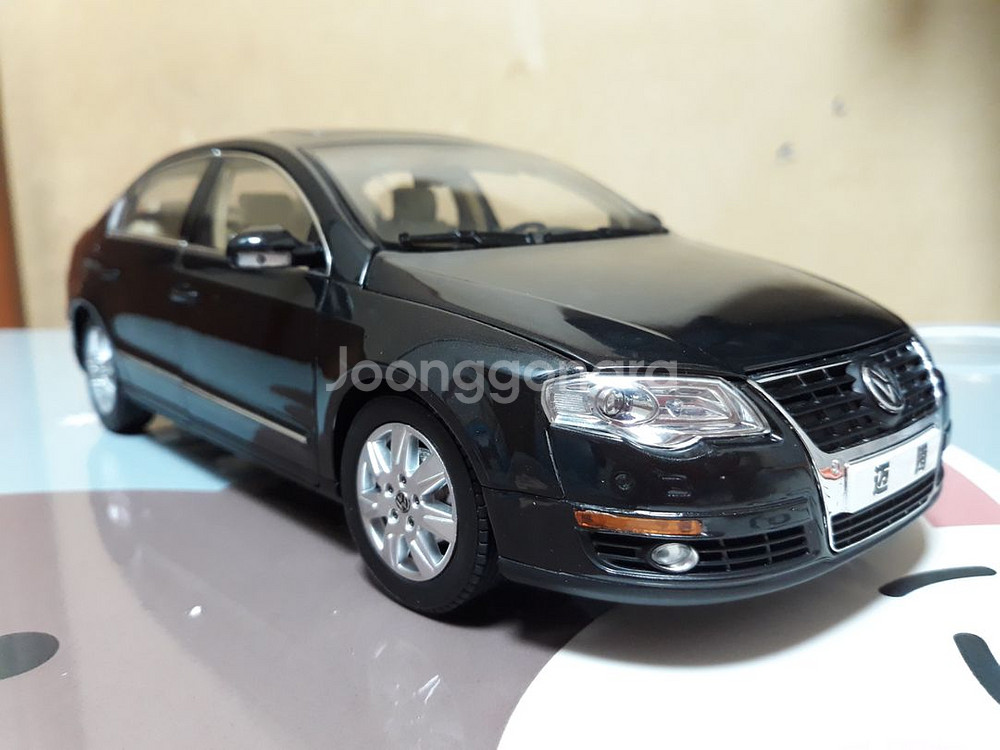 1/18 파사트 다이캐스트--3