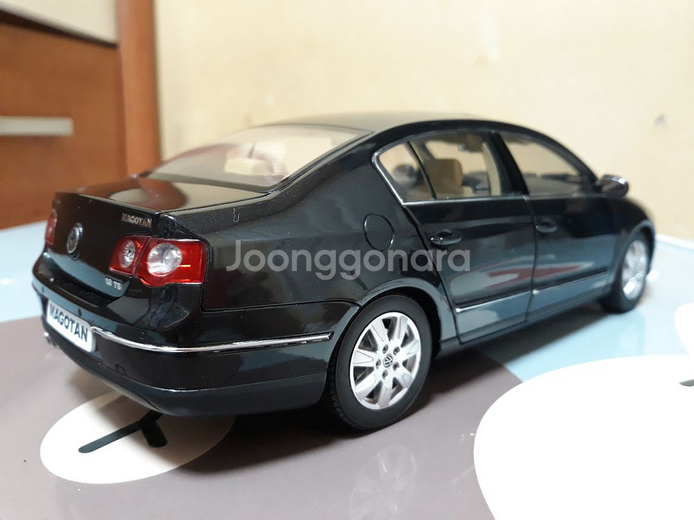 1/18 파사트 다이캐스트--5