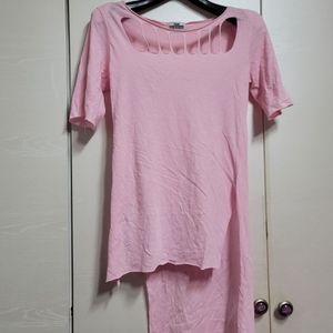 딸기우유색 언발란스 티셔츠