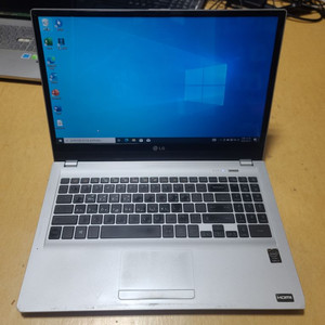 LG 15U530 노트북 i3-4005u 램8 SSD1